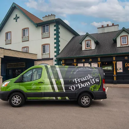 Irish Cottage Inn & Suites-3